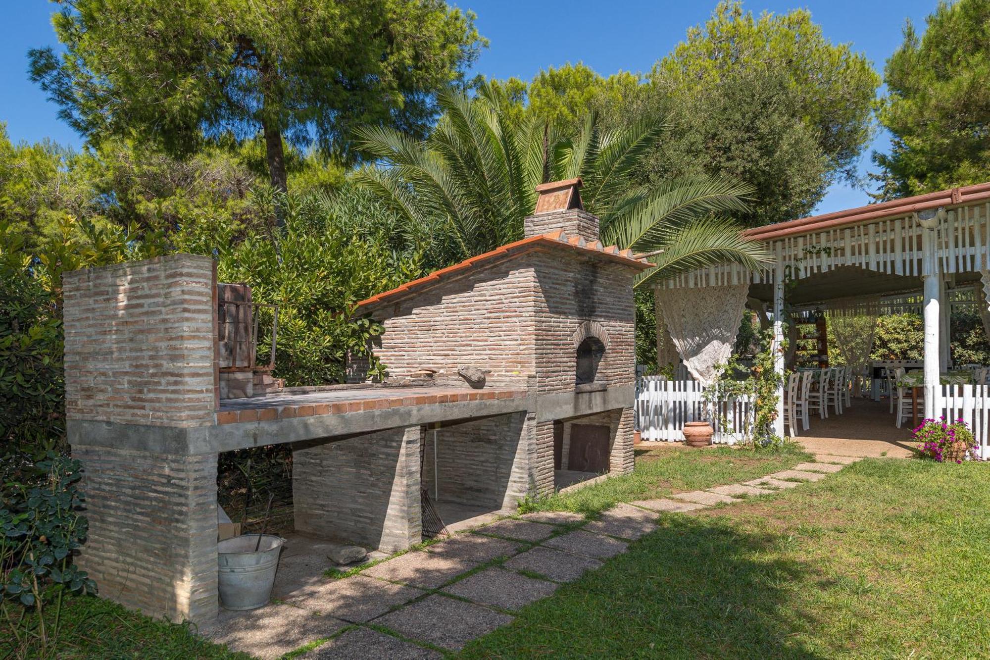 I Cavalleggeri Villa กัสตาลเญโต การ์ดุชชี ภายนอก รูปภาพ