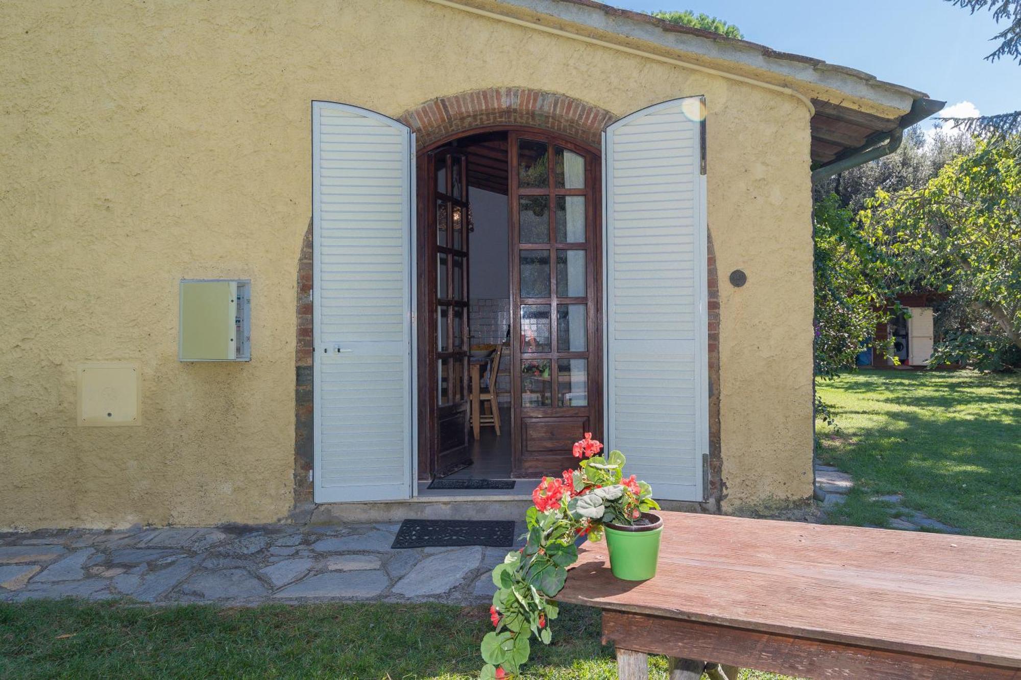 I Cavalleggeri Villa กัสตาลเญโต การ์ดุชชี ภายนอก รูปภาพ